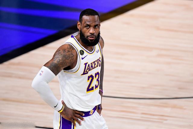 卡塞米罗达成曼联生涯100场里程碑 15球9助+2冠